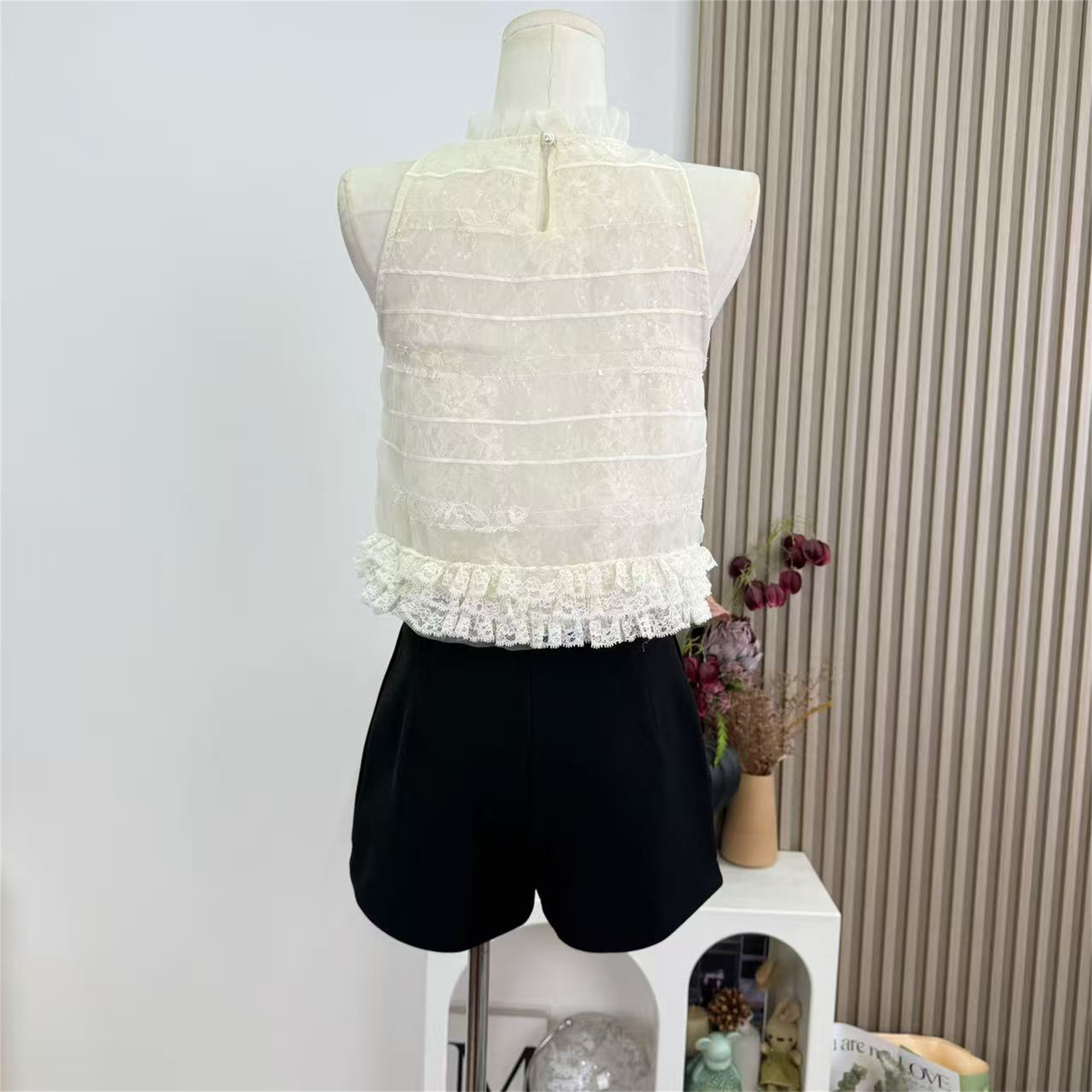 Layered Shimmer Organza Velvet Bow Sleeveless Top - Image 3