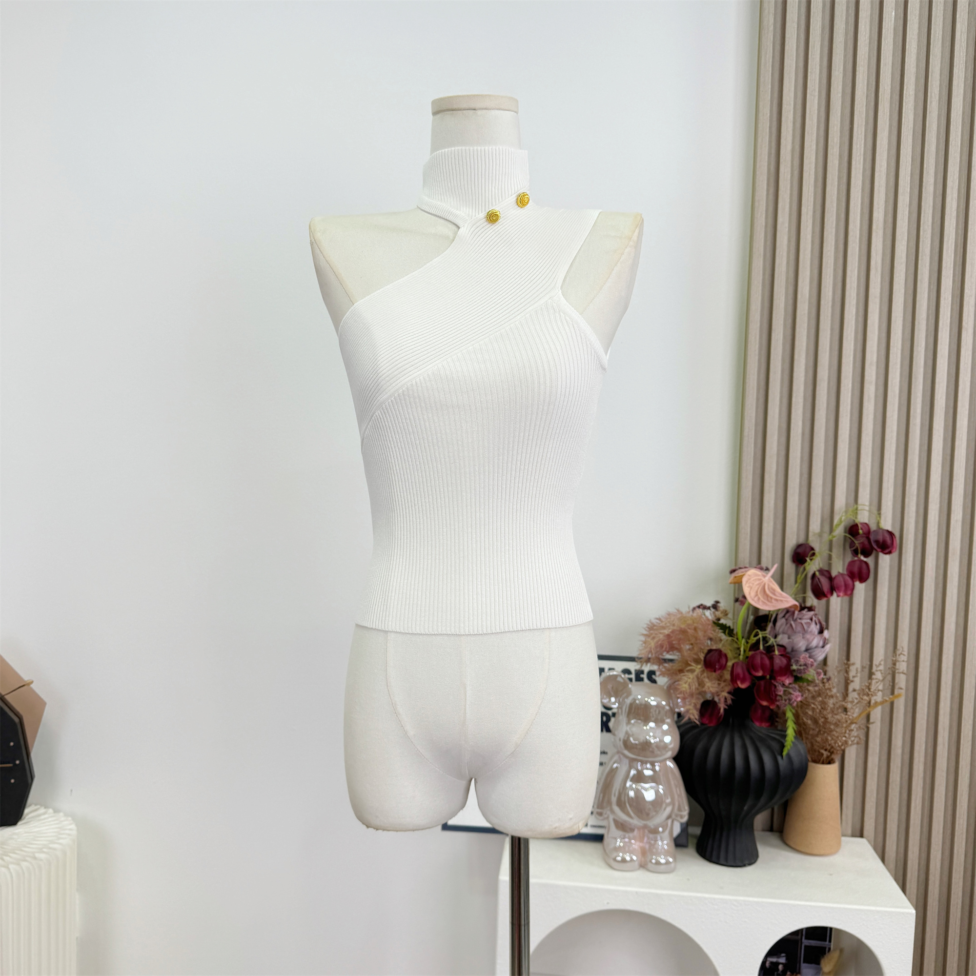 JAYKY YANG Asymmetric One-Shoulder Halter Knit Crop Top - Image 3