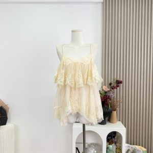 Famouswang Spring New Romantic Backless Lace French Camisole Top for Petite Women