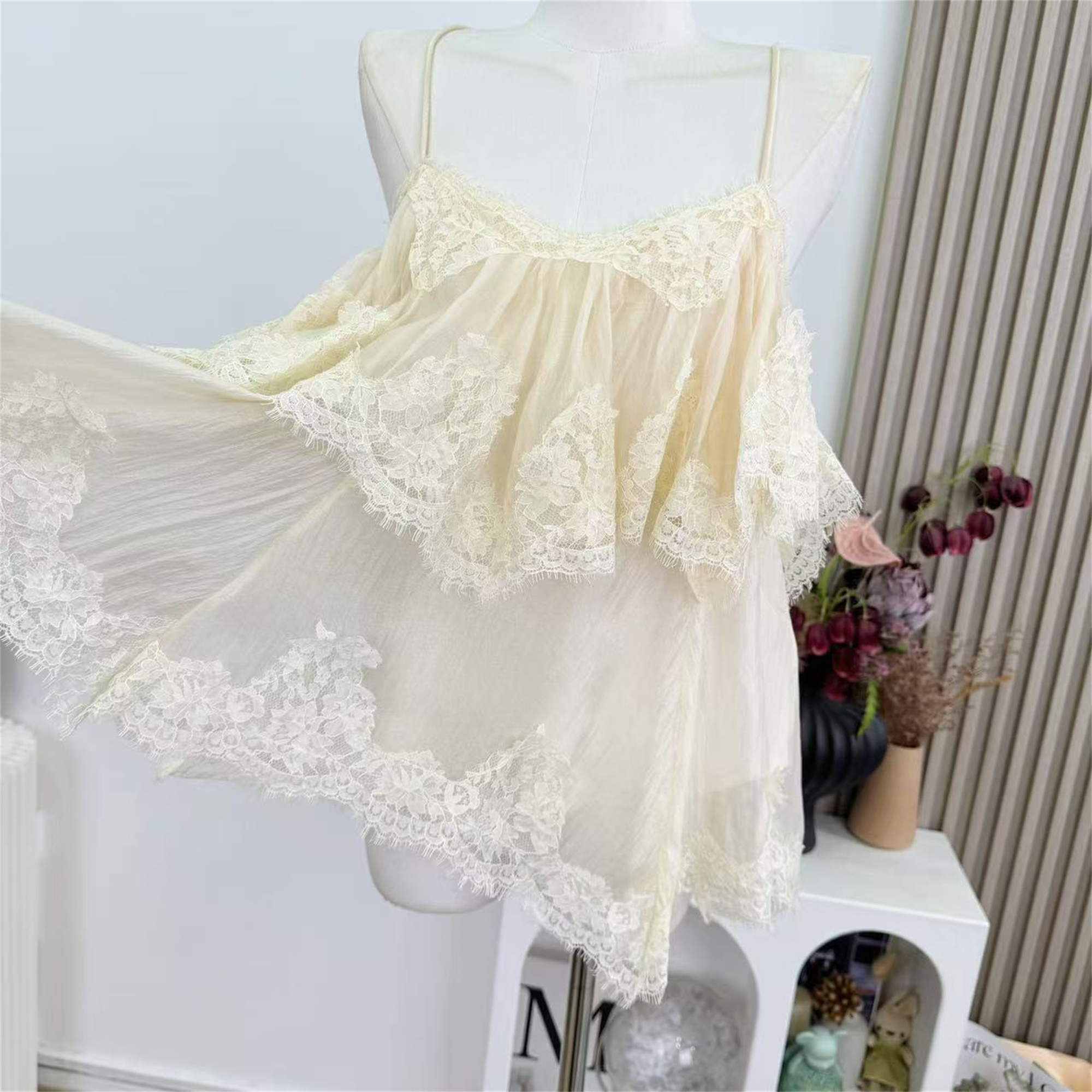 Famouswang Spring New Romantic Backless Lace French Camisole Top for Petite Women - Image 3