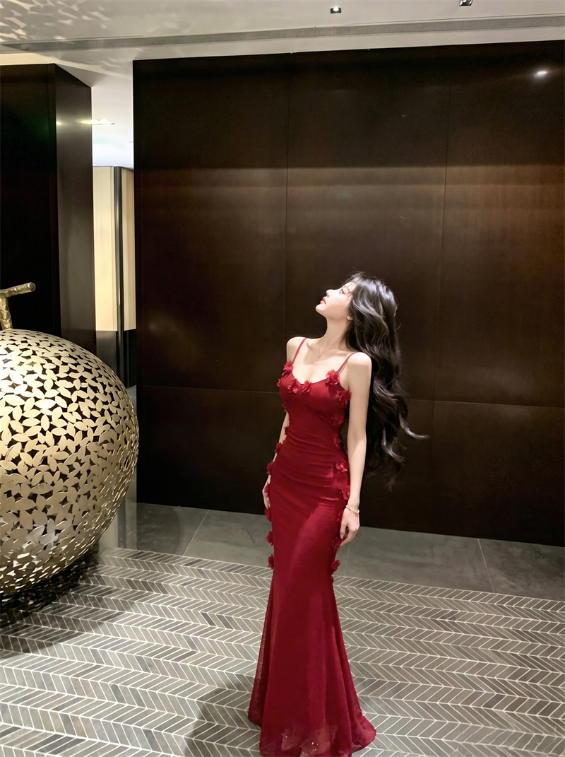 Pure Desire Style Bodycon Cami Long Dress with 3D Floral Mesh - Image 3