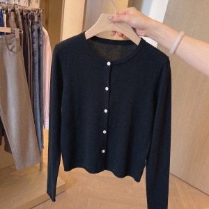 Women's Soft Round Neck Long Sleeve Knit Cardigan Top